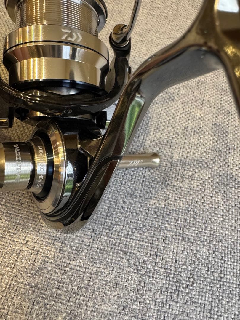 値下げ‼︎ダイワ 18 EXIST LT 2500-XH