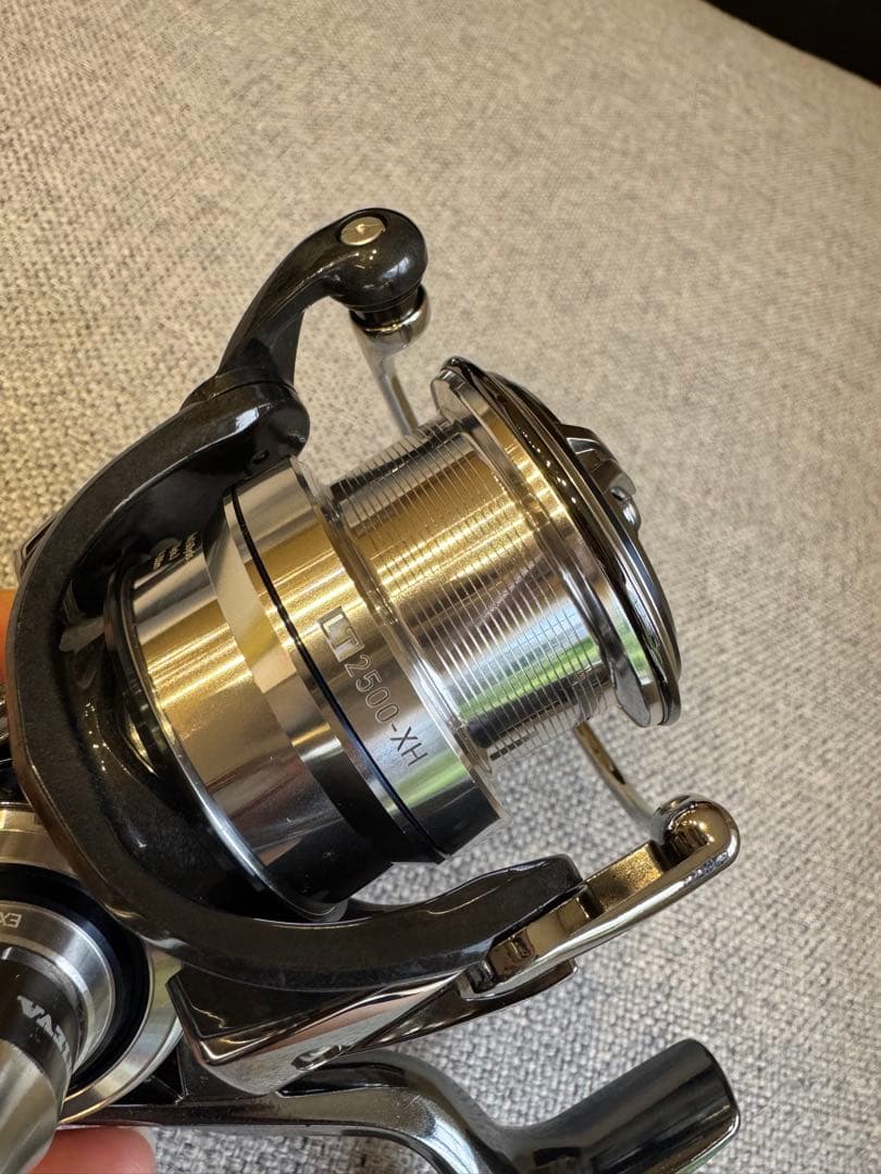 値下げ‼︎ダイワ 18 EXIST LT 2500-XH