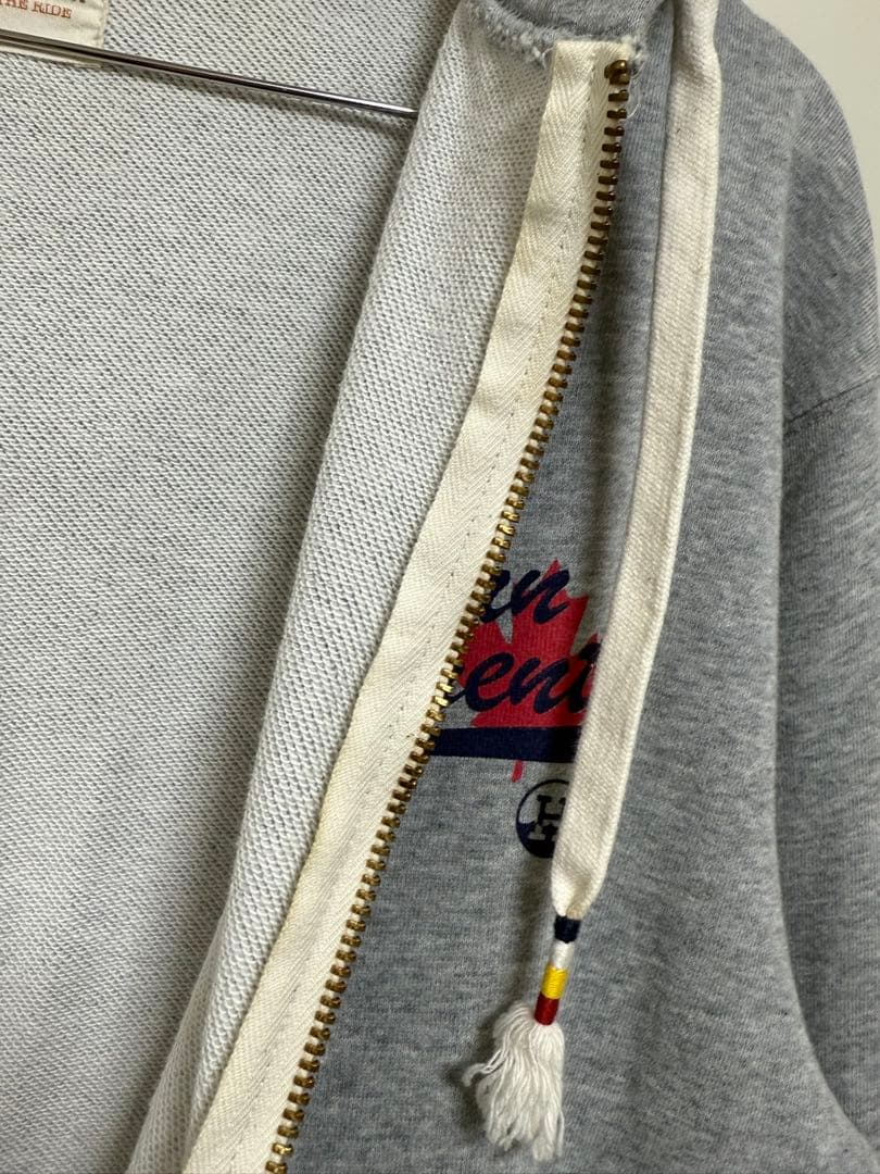 ホーンガーメント パーカー グレー