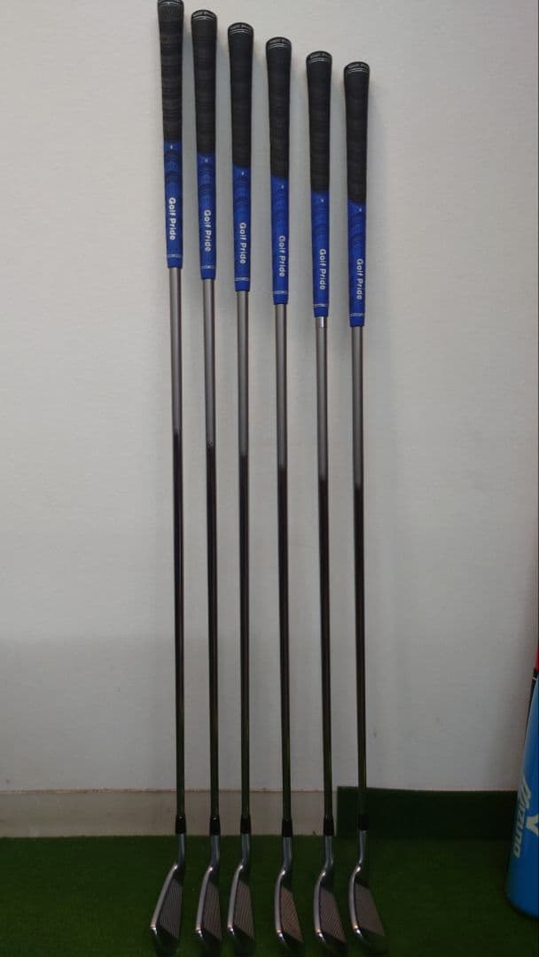 【カーボン】テーラーメイド P790 ATTAS IRON 10S【レア】