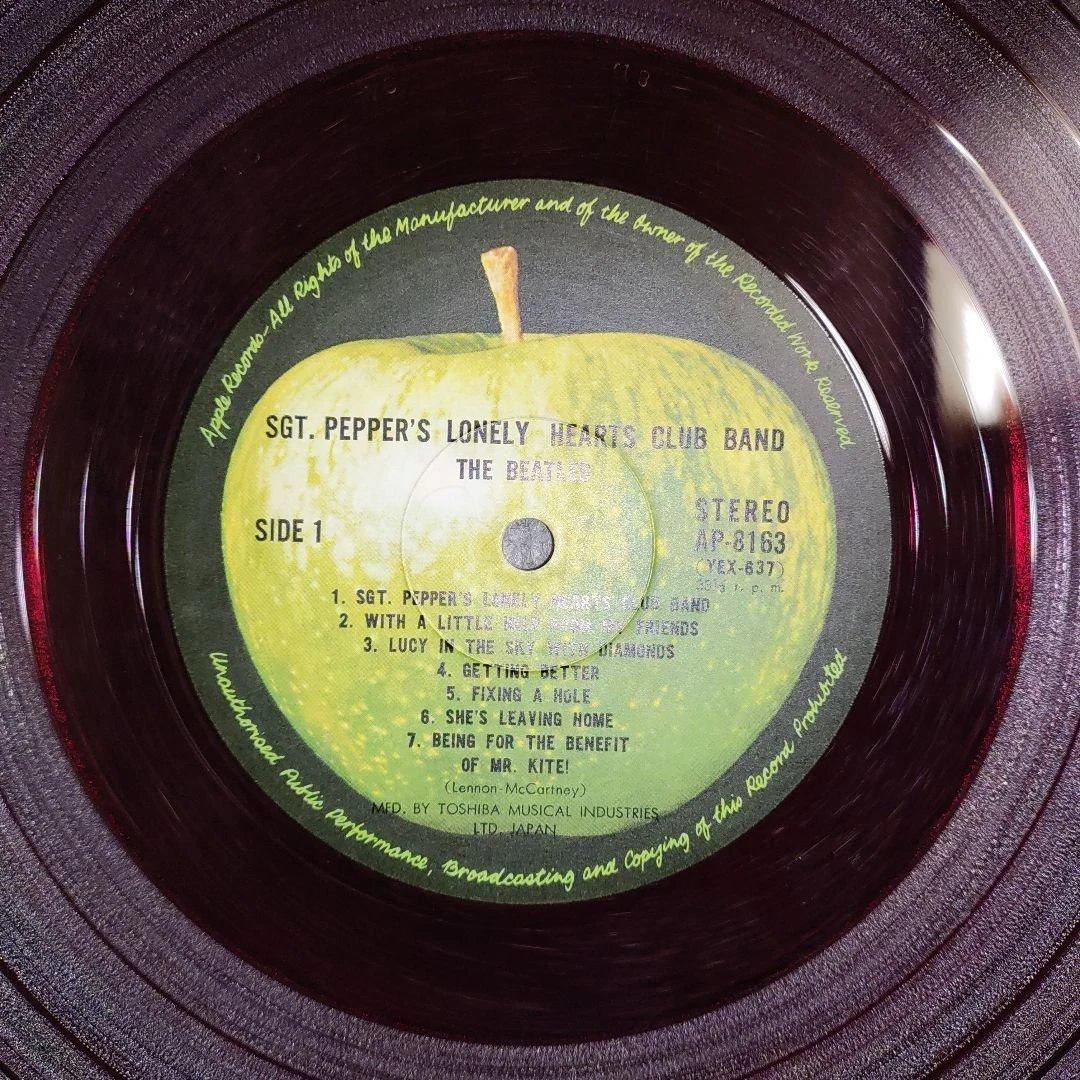 【赤盤良品ＬＰレコード】ビートルズ／サージェント・ペパーズ