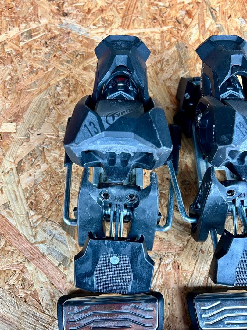 TYROLIA ATTACK13ビンディング