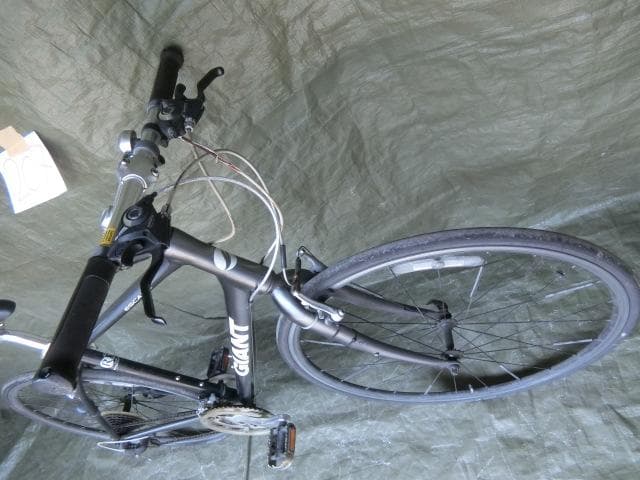 207：GIANT クロスバイク　部品取等　ジャンク　引取限定：埼玉県所沢市