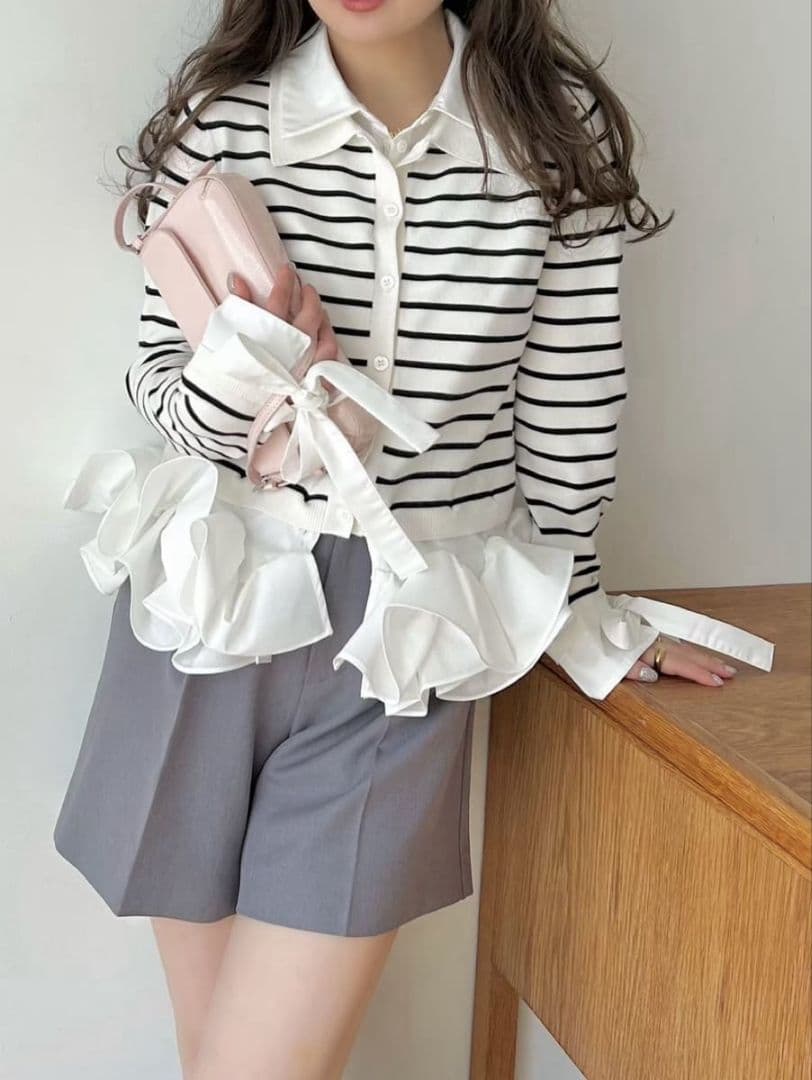 実物写真掲載 SNIDEL シャツドッキングヘムボリュームニットプルオーバー