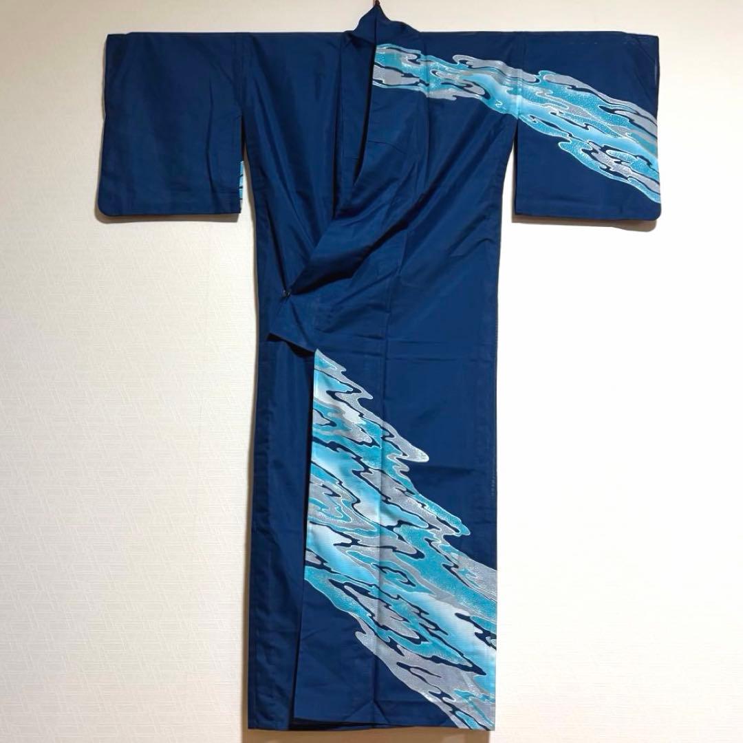 【舞台衣装】 。ポリ絽 墨流し風の模様 銀彩 着物 単衣 広衿 身丈約161cm