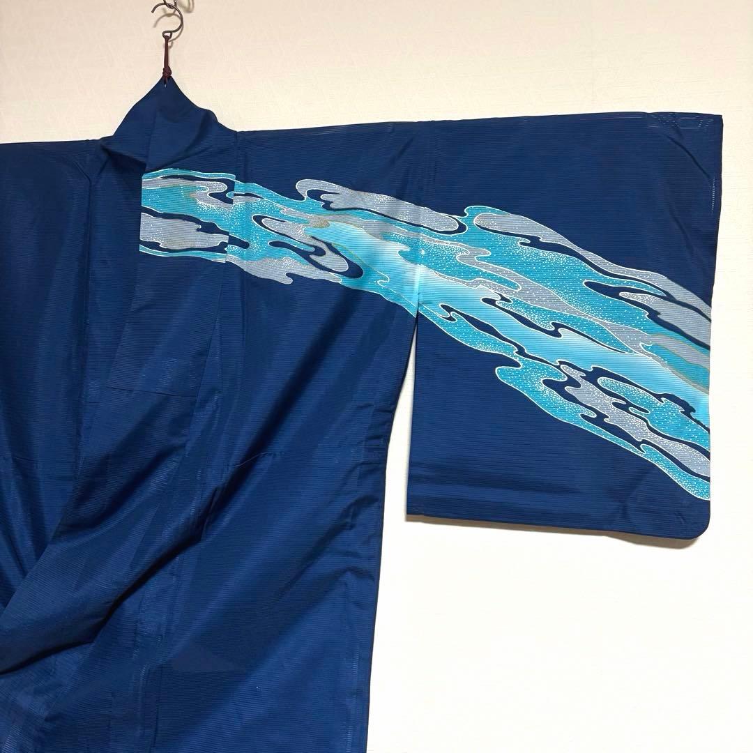 【舞台衣装】 。ポリ絽 墨流し風の模様 銀彩 着物 単衣 広衿 身丈約161cm