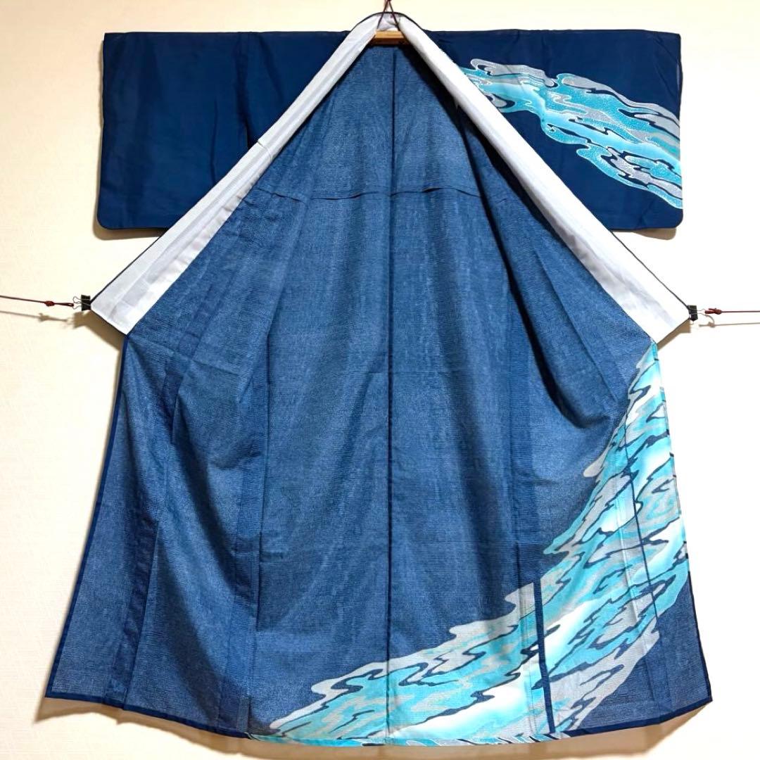 【舞台衣装】 。ポリ絽 墨流し風の模様 銀彩 着物 単衣 広衿 身丈約161cm