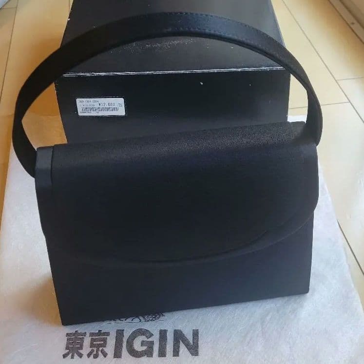 東京イギン　冠婚葬祭　ハンドバッグ