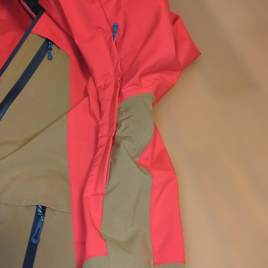 Mizuno スキー用フード付きジャケット 赤/茶色