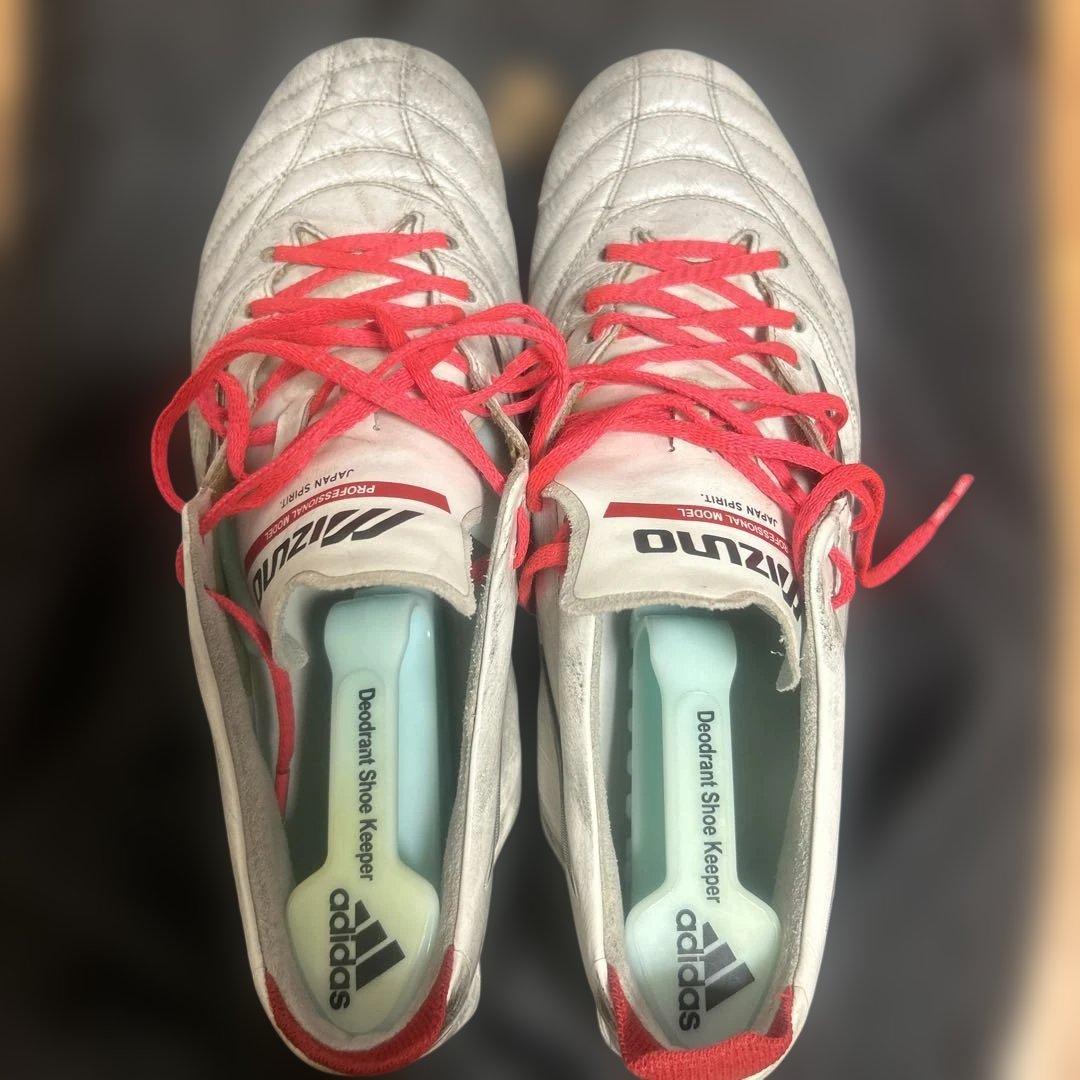 サッカースパイク モレリアネオ4＆シューズキーパー