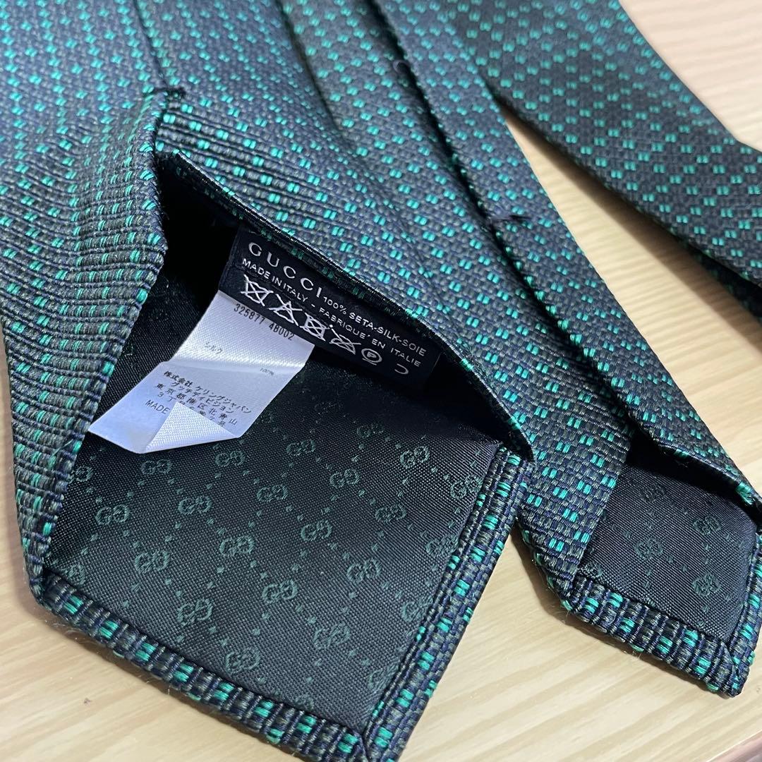 グッチ　ネクタイ