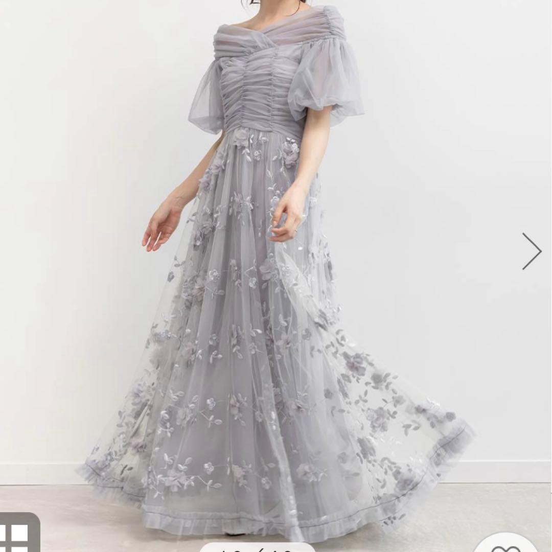 3Dフラワー刺繍オフショルワンピース