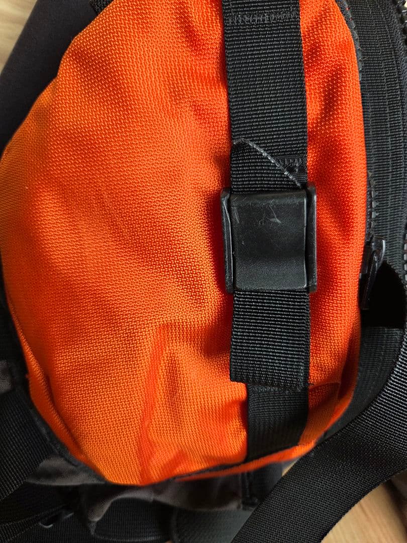 mont-bell ライフジャケット 「リバーランナープロ」　pfd モンベル