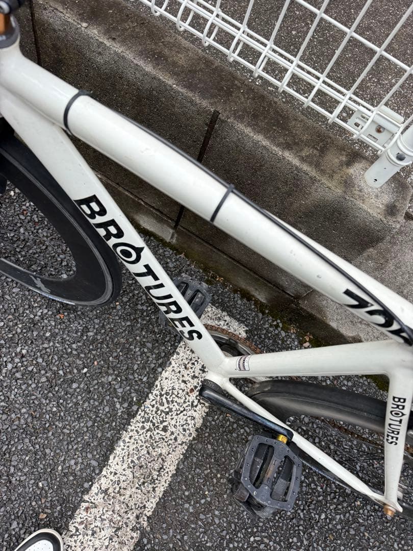 BROTURES ピストバイク 725 ホワイト