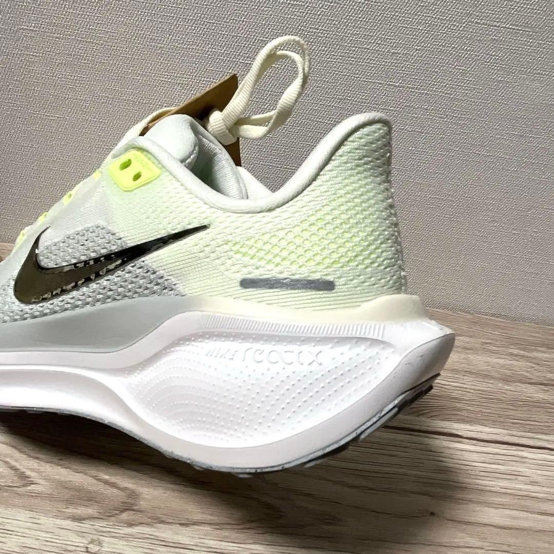 新品タグ付NIKE ランニングシューズ　エアズーム　ペガサス41 24.0