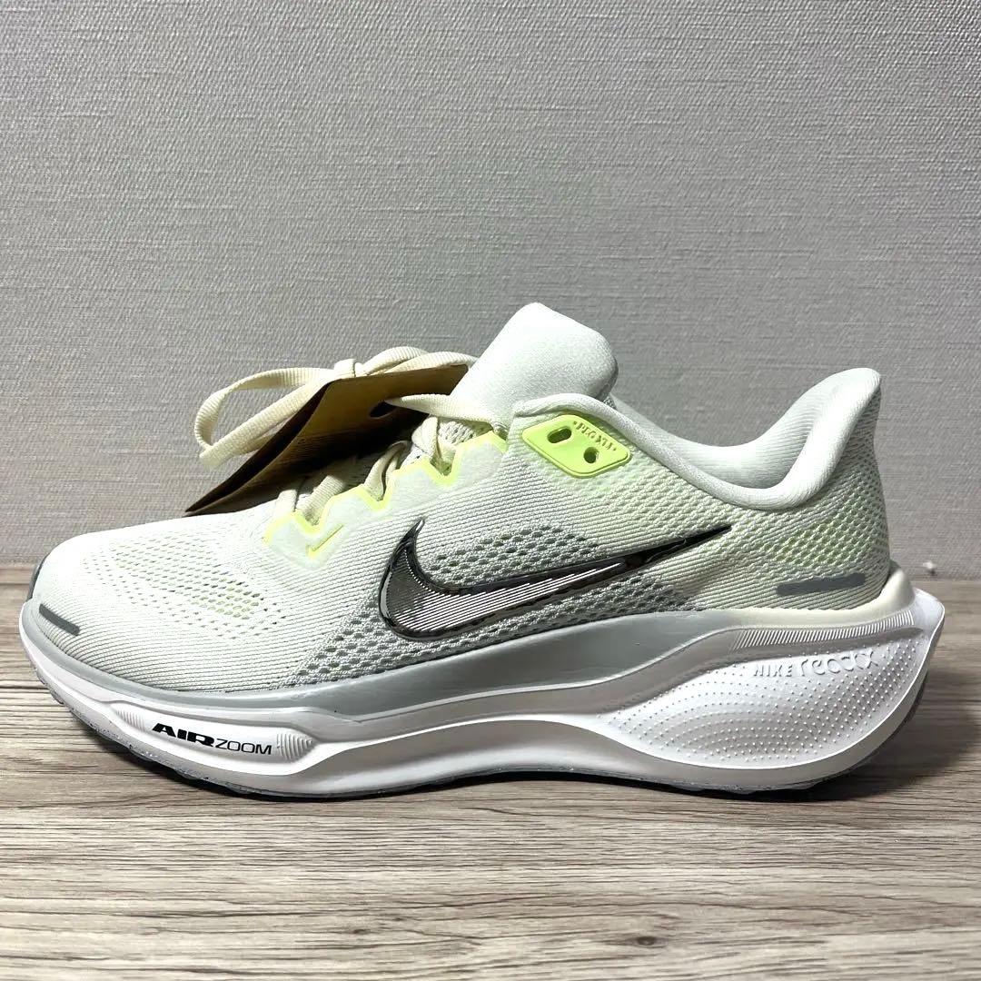 新品タグ付NIKE ランニングシューズ　エアズーム　ペガサス41 24.0