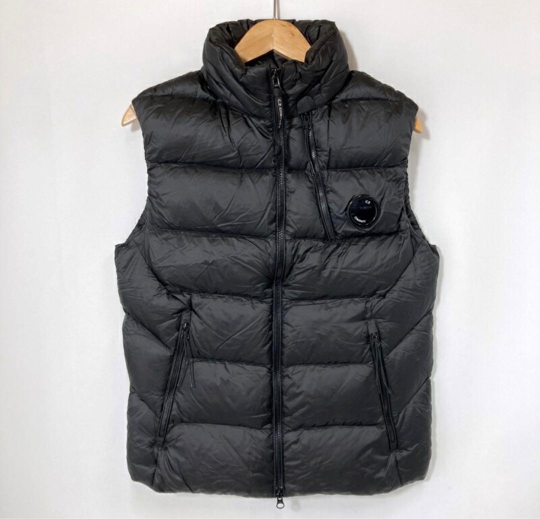 C.P. Company ブラック ダウンベスト