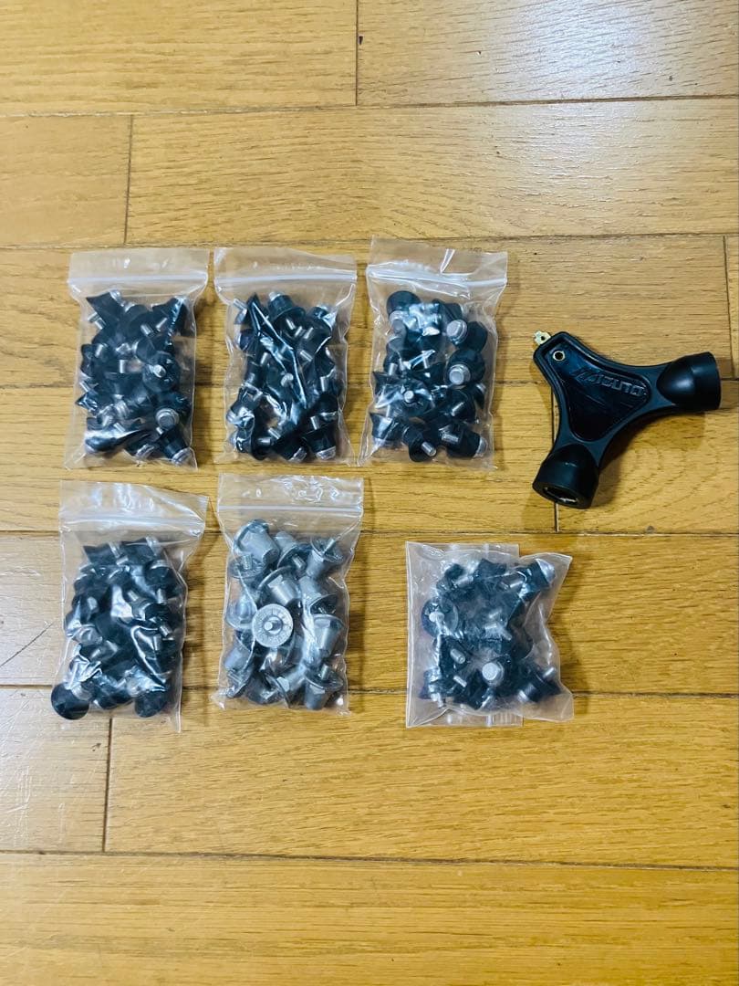 ホーガンさま専用スズキ ブルーソール ラグビースパイク28.0cm