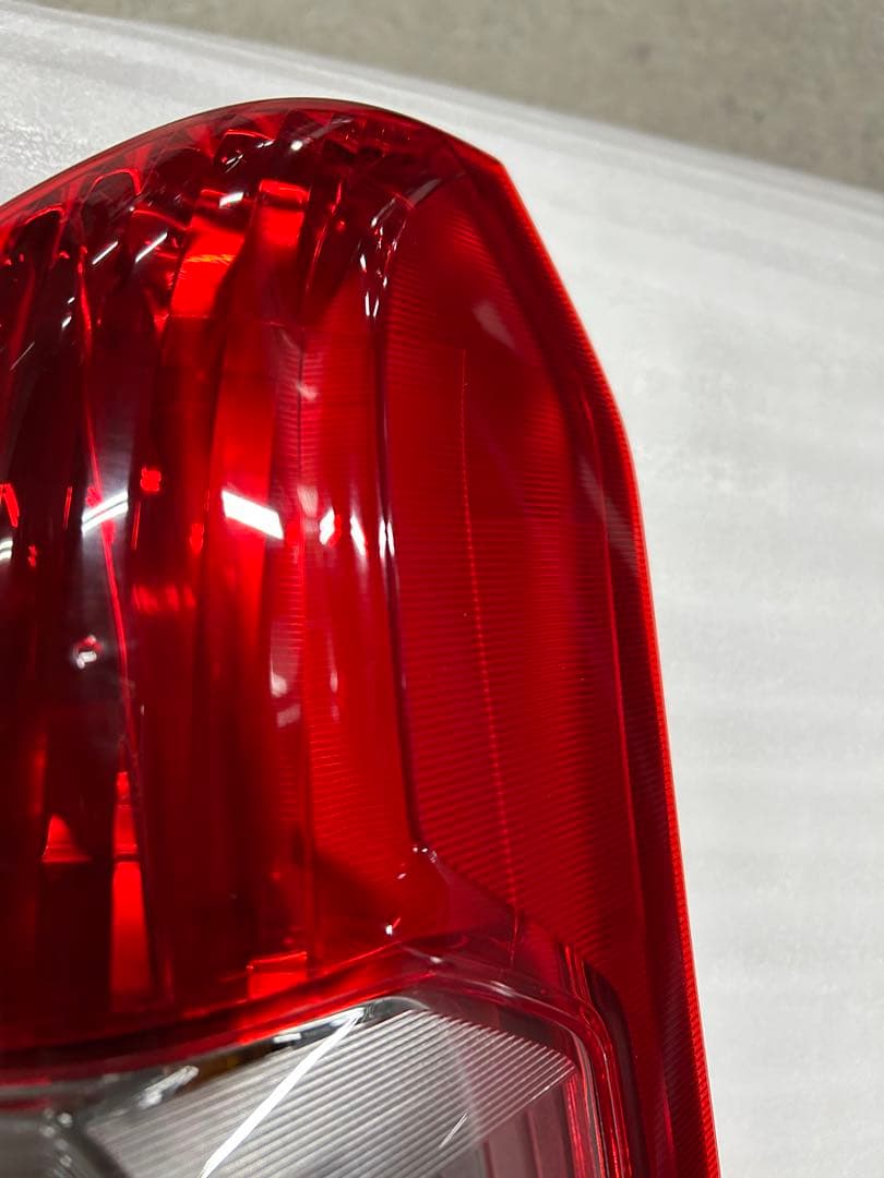 かつさん 様、専用160系 プロボックス、テールランプユニット右N HP 160