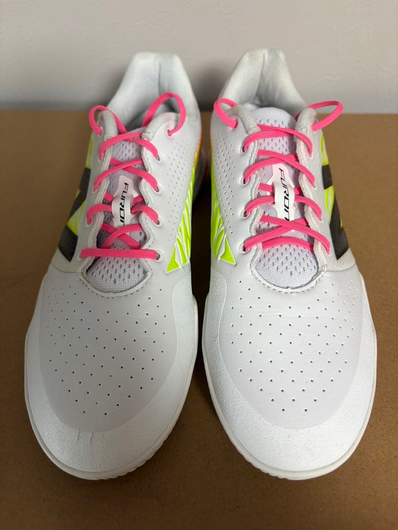海外限定New Balance FURON iN V8