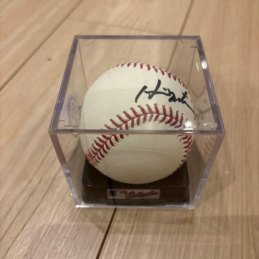 松井秀喜　直筆サイン入り公式野球 MLBロゴ付き