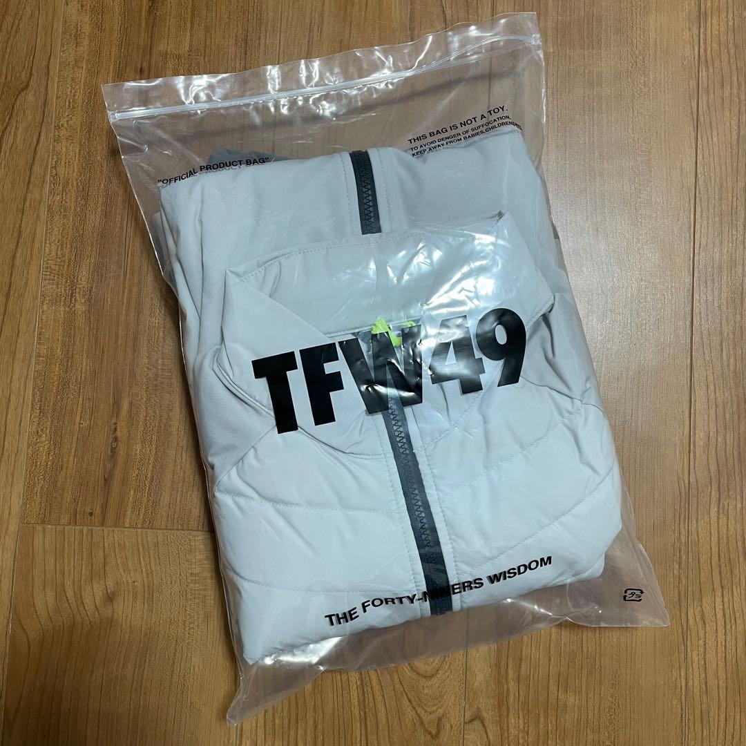 定価9万　新品　TFW49 ダウンブルゾン　セットアップ　ゴルフ　グレー　L