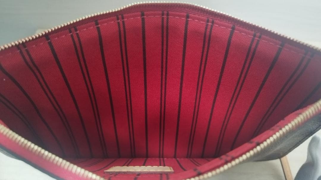 LV ネヴァーフル 付属品ポーチ ネヴァーフル用ポーチ ルイヴィトン