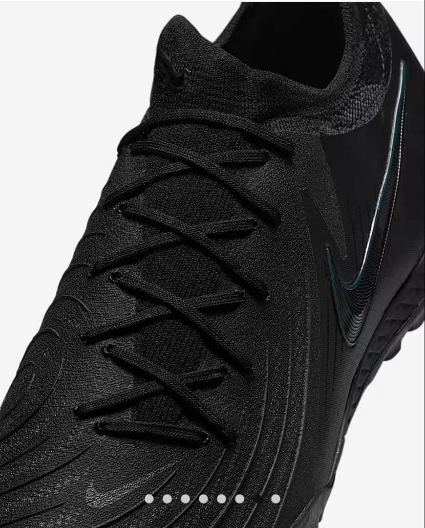 Nike ファントムGX2 プロ　TF 27cm