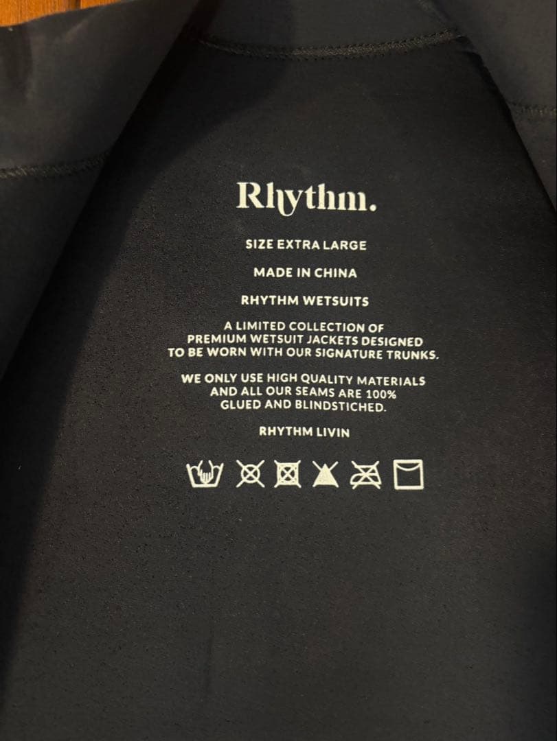 未使用タグ付き　オーストラリア　rhythm ウエットスーツ　ジャケット