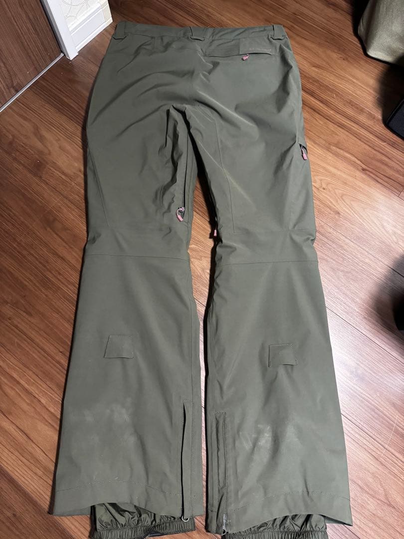 【タグ付属】Burton ak Women's 上下ウェアセット Sサイズ