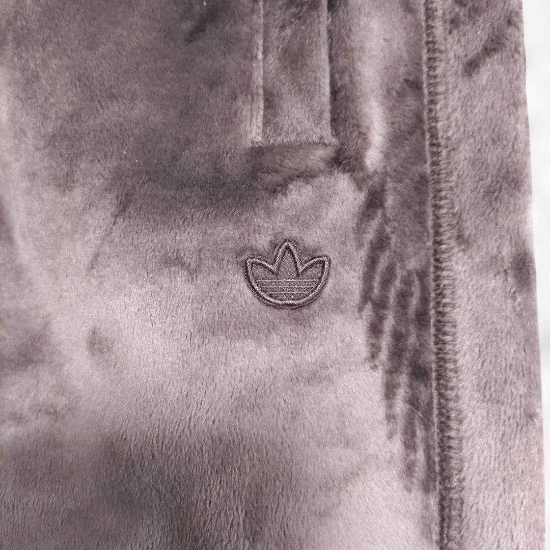 adidas originalsアディダスオリジナルス　ベロワ素材パンツ新品S