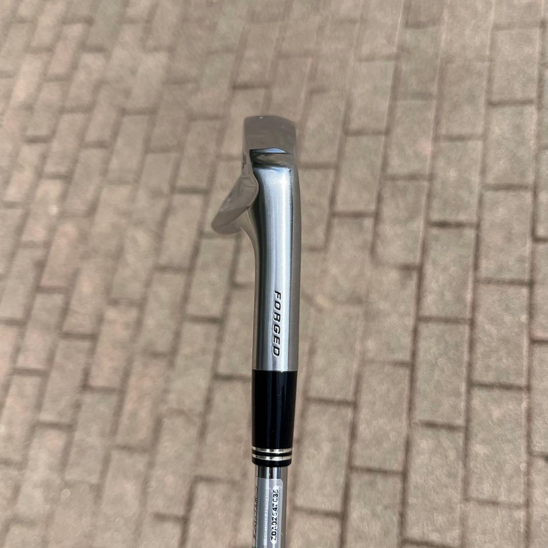 スリクソン Z945 7番アイアン ダイナミックゴールドS200 マッスルバック