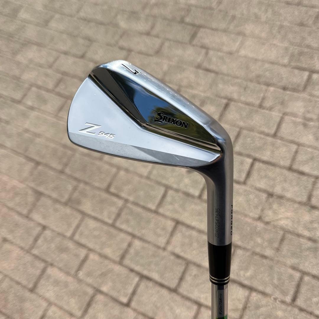 スリクソン Z945 7番アイアン ダイナミックゴールドS200 マッスルバック