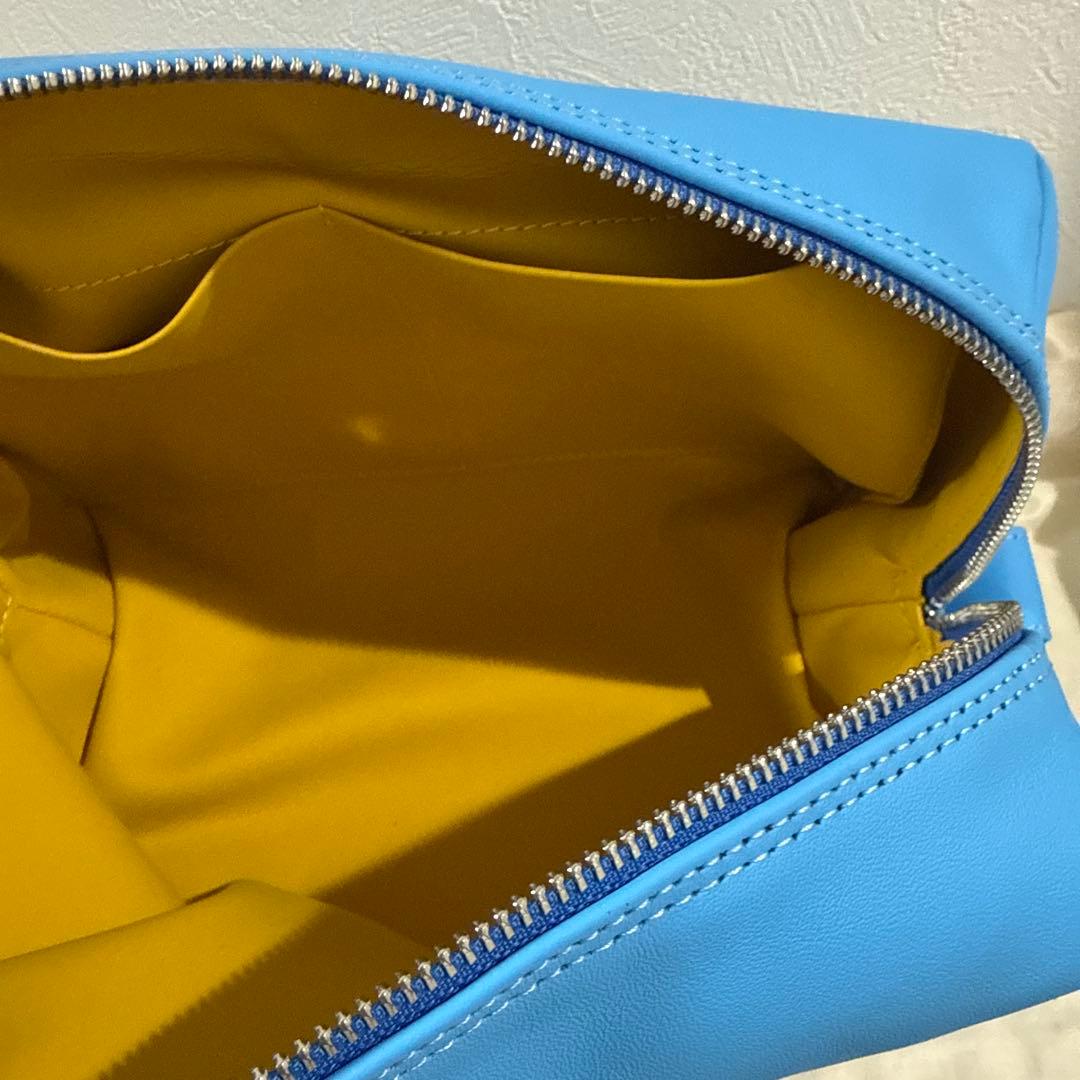 ランボルギーニ　レザーポーチ　水色