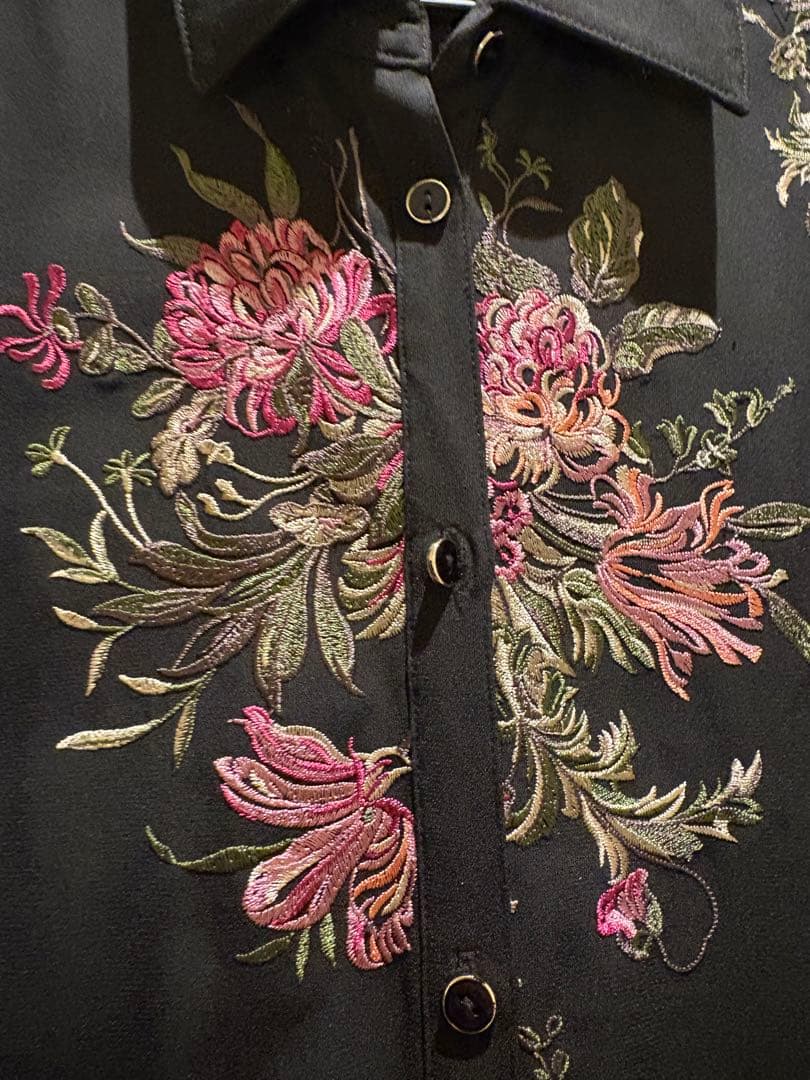 フラワー刺繍イレヘムワンピース／グレースコンチネンタル