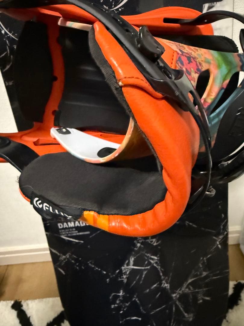 値下げALLIAN DAMAGE 142 fluxビンディング　ケースセット