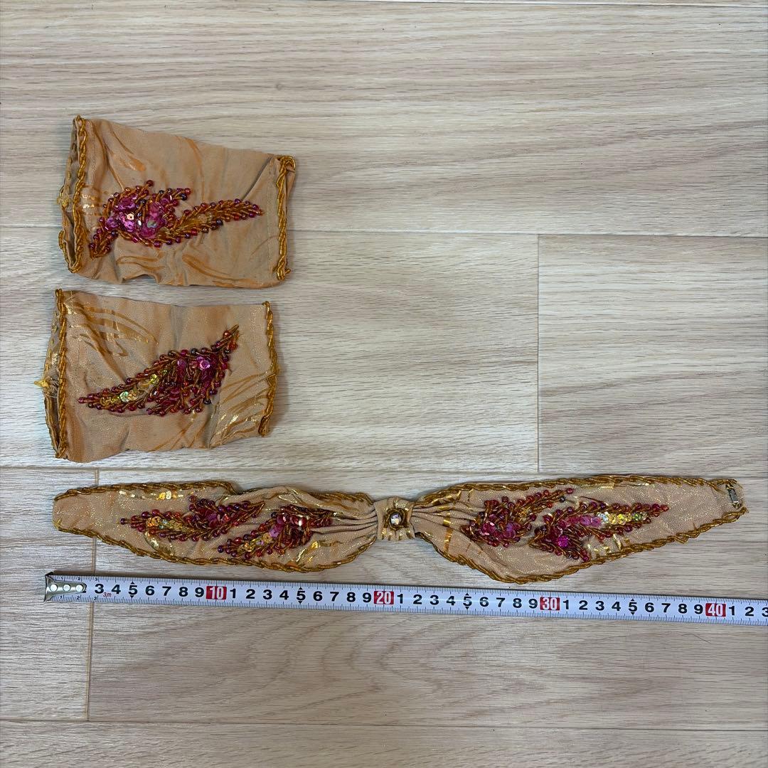 ベリーダンス セットアップ ビーズ刺繍付き　衣装　Queen エジプト製