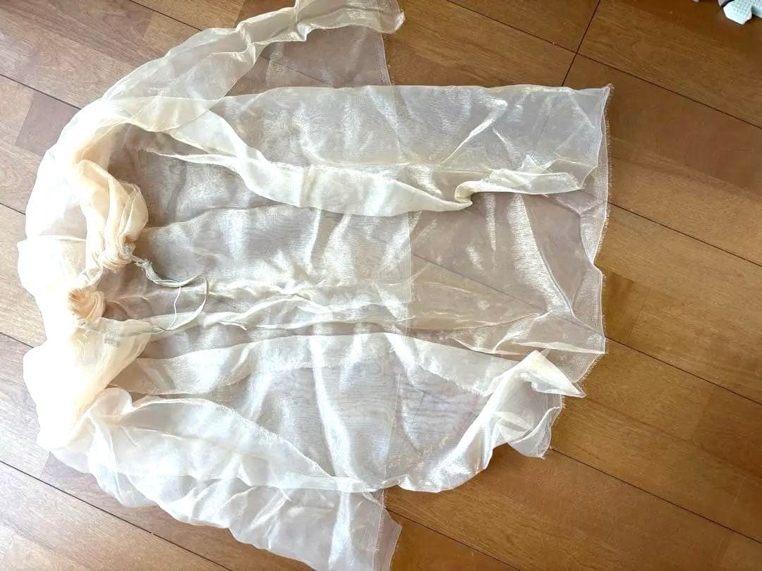 クリスタル装飾 ベージュ ボディスーツ　腰巻きレース付き