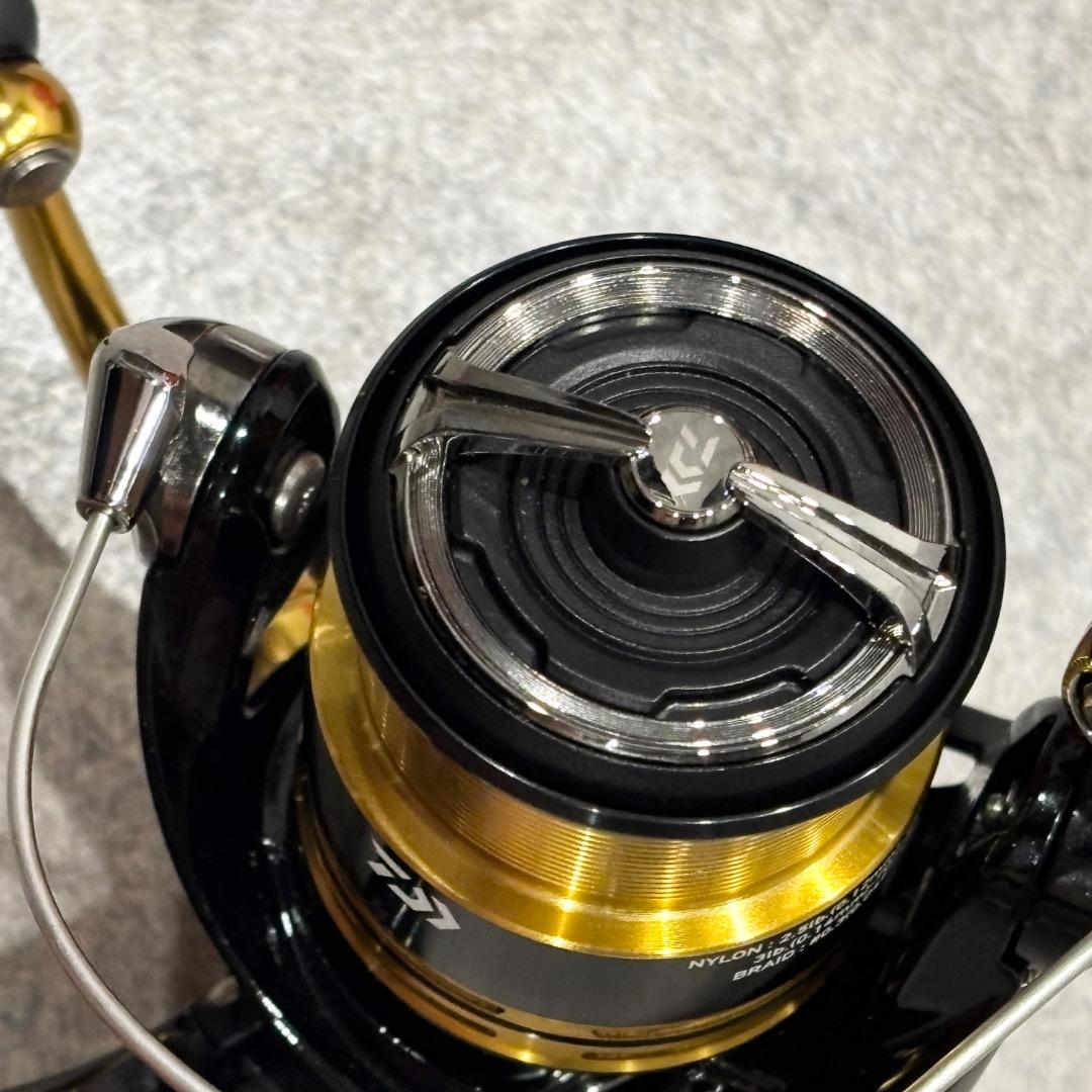 ダイワ　23レガリス　LT1000S スピニングリール