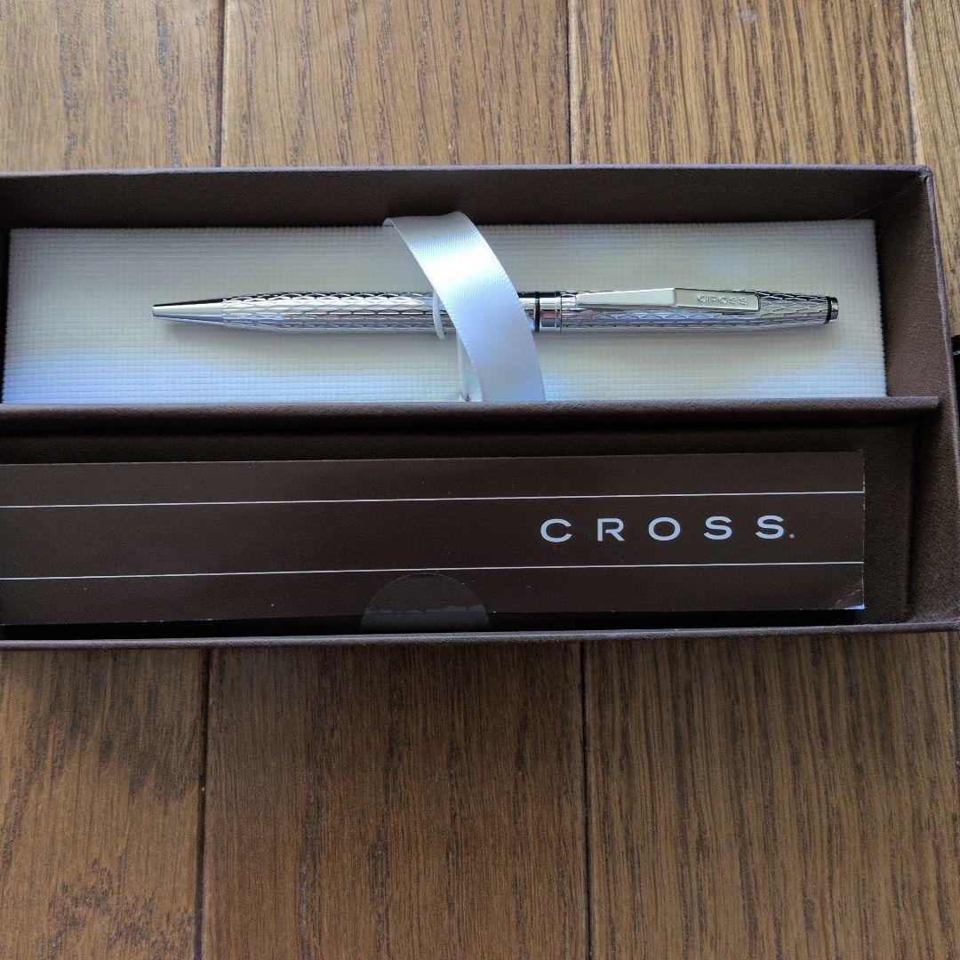 CROSS シルバーボールペン テクスチャー仕上げ