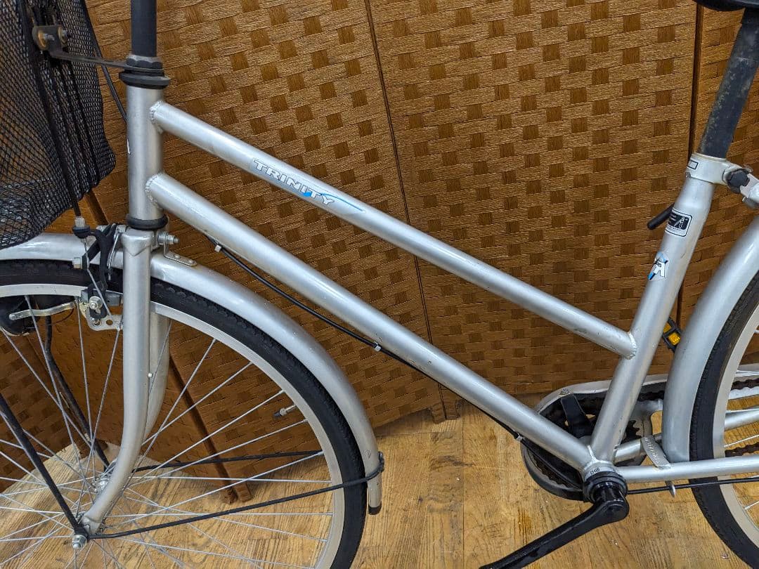 U083 普通自転車　27インチ シルバー　シンプルタイプ