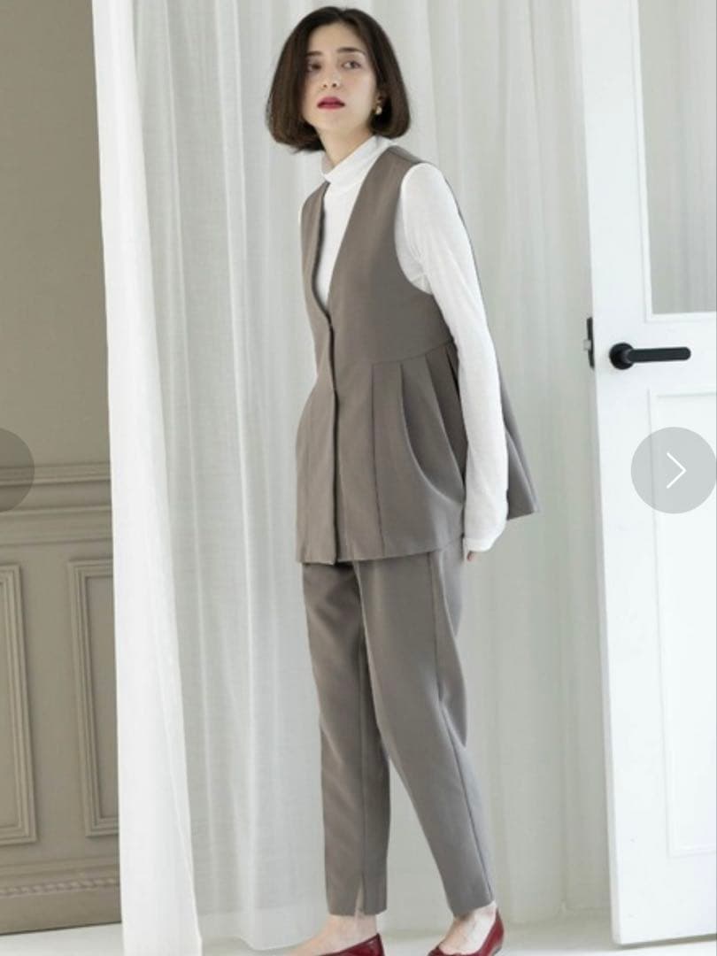 【セットアップ販売】OPAQUE.CLIP ペプラムジレ テーパードパンツ M