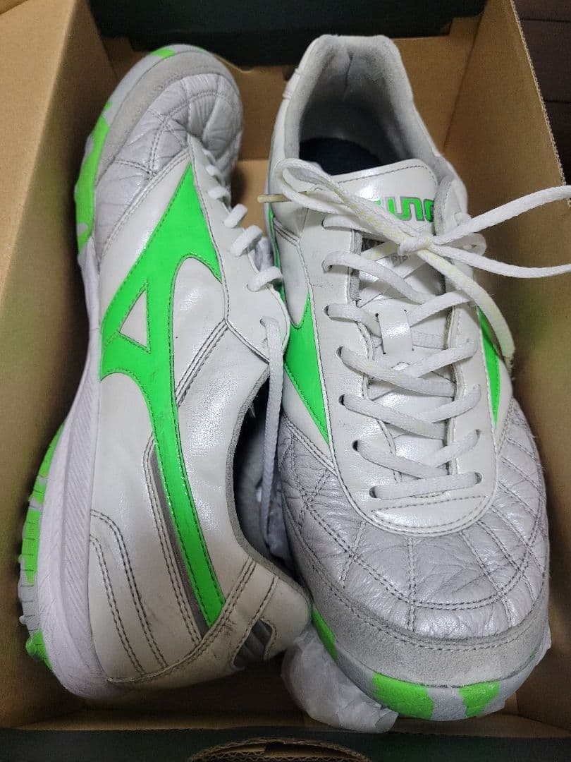 MIZUNO モレリア SALA JAPAN IN & TF フットサル 27