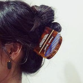 シアタープロダクツ『Powder Brush』アクリルヘアクリップ【べっ甲風】