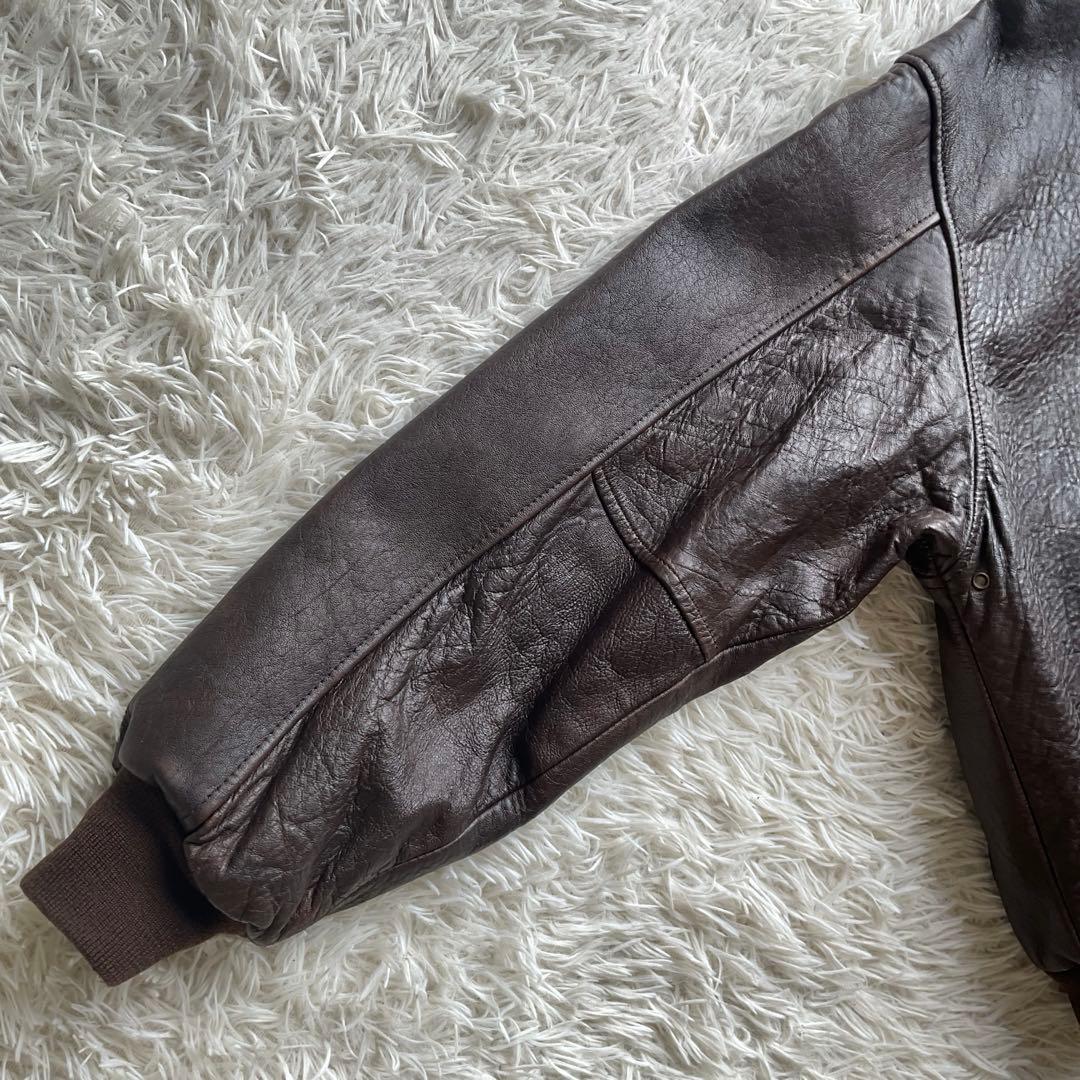 人気✨AVIREX レザージャケット　A-2 地図　裏地総柄　ブラウン　本革　M