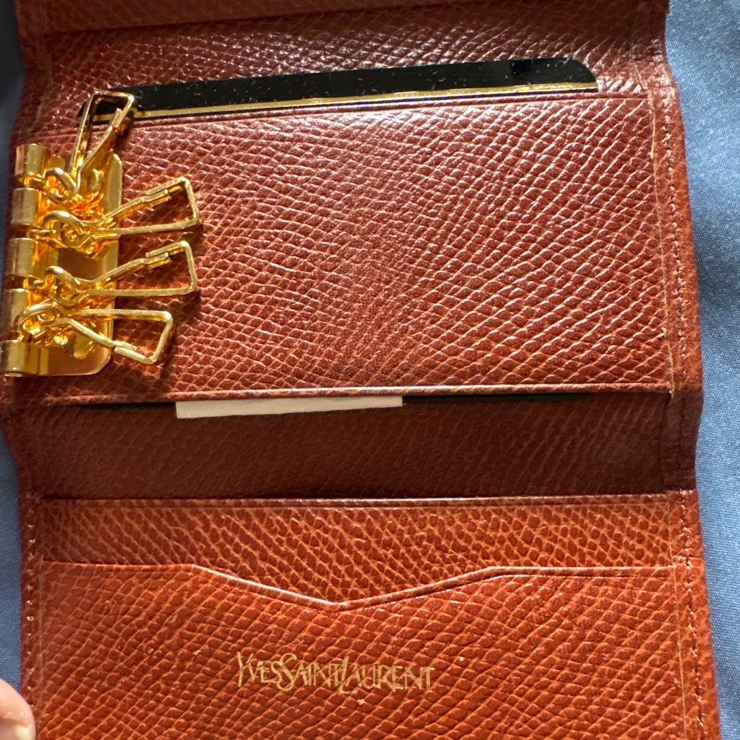 イヴ・サンローラン　ブラウンレザーキーケース