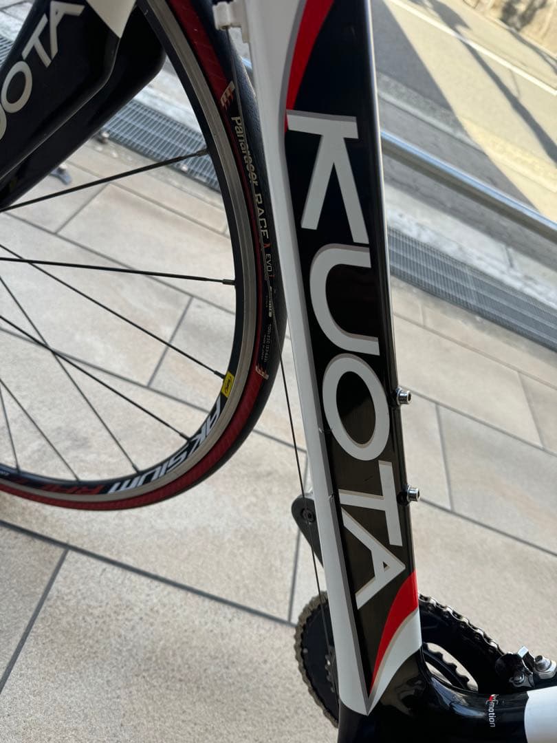 KUOTA kharmaカーボンロードバイク自転車