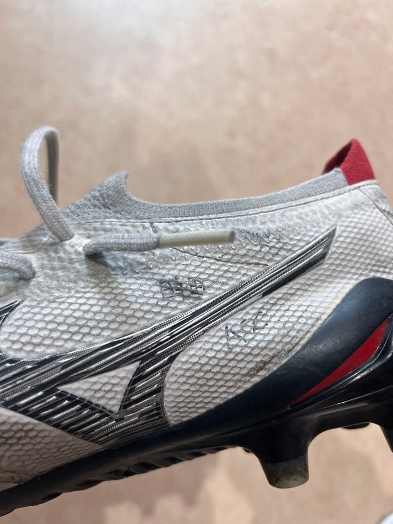 Mizuno モレリアネオ4ベータサッカーシューズ27.5