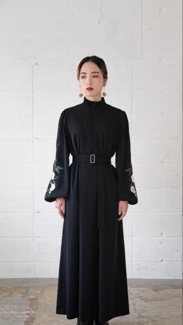 iCONOLOGY 花を着るワンピース#03【白椿】-black-