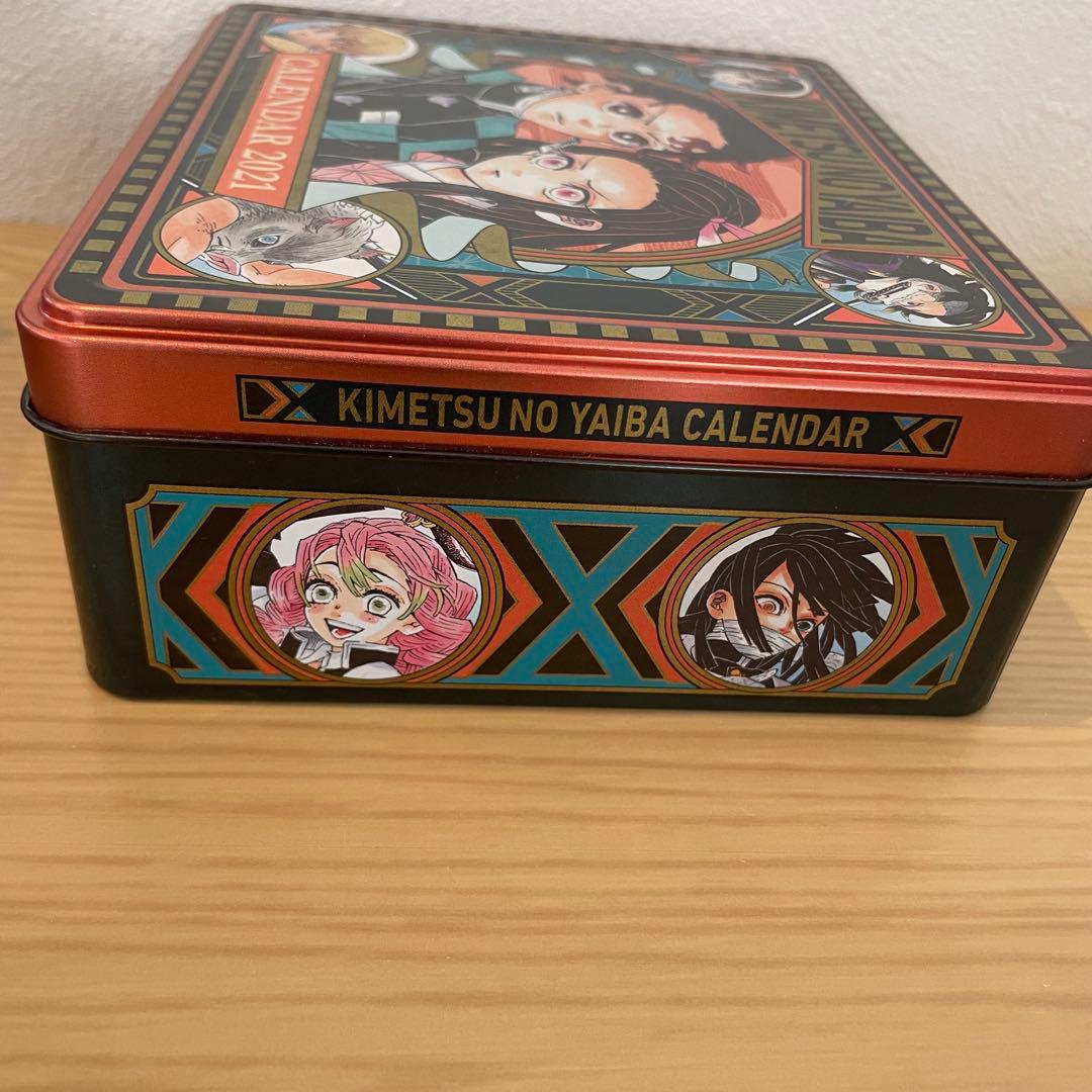 鬼滅の刃 カレンダー 2021 専用ケース付き(缶)
